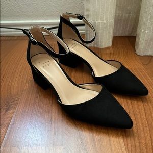 Black close toed heels